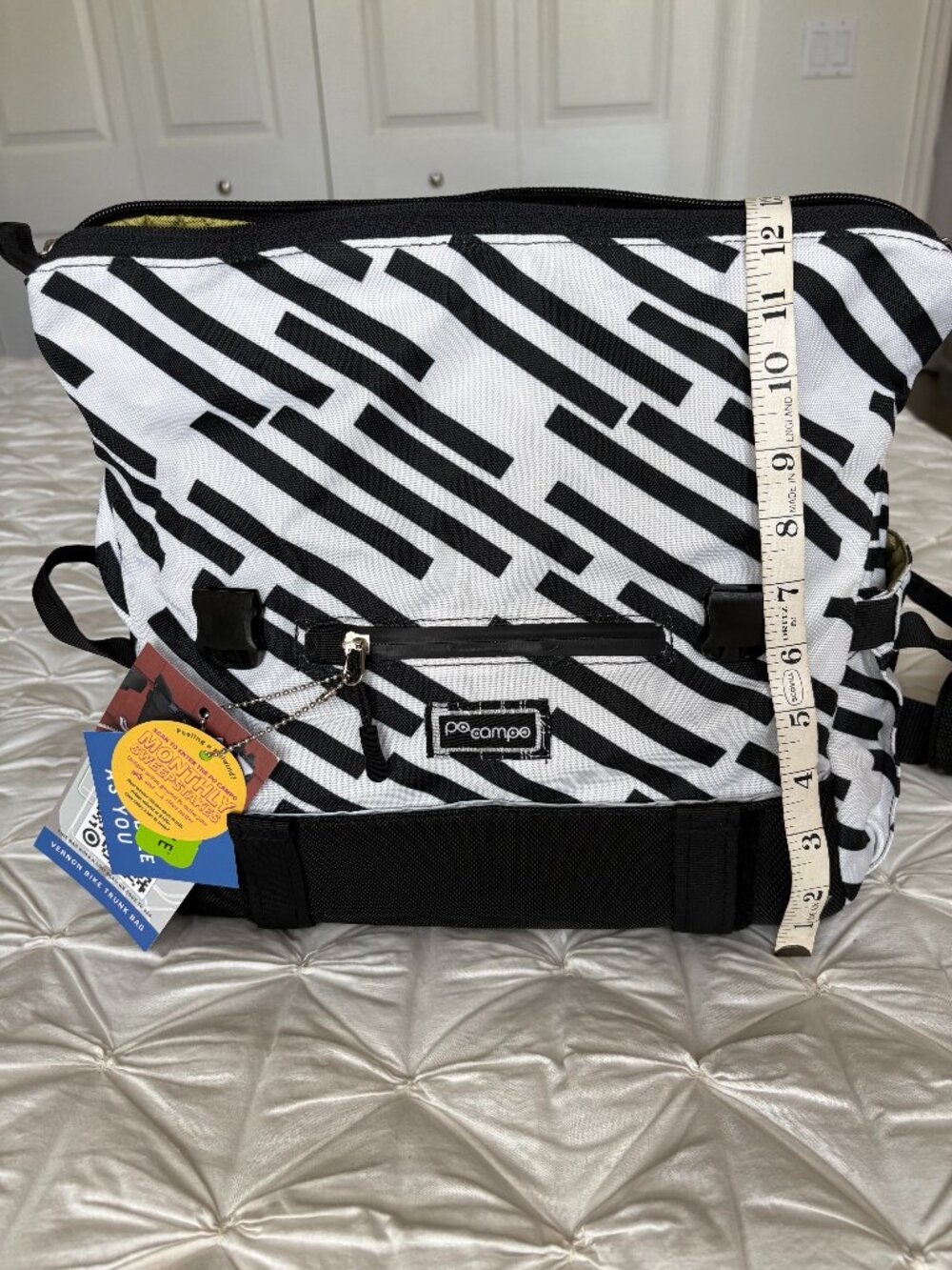 NWT PoCampo Vernon Dash Bike Trunk Bag - 15.7L Expandable Rear Rack Bag